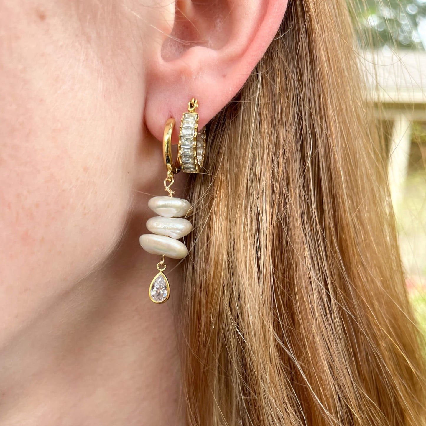 DRIP JEWELRY Mini Baguette Hoops