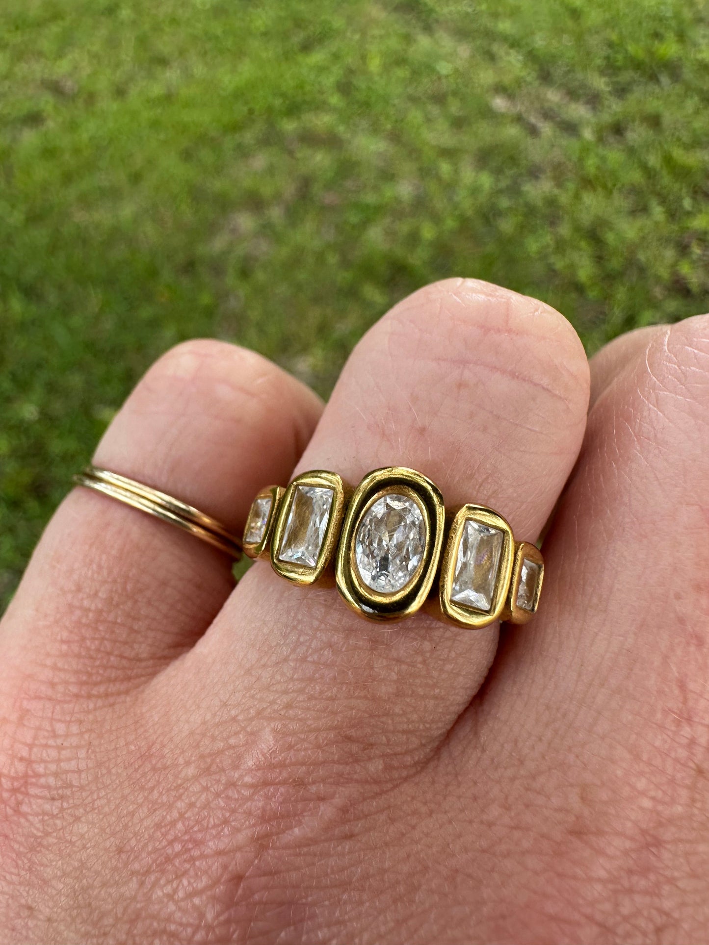 DRIP JEWELRY 5 Stone Ring