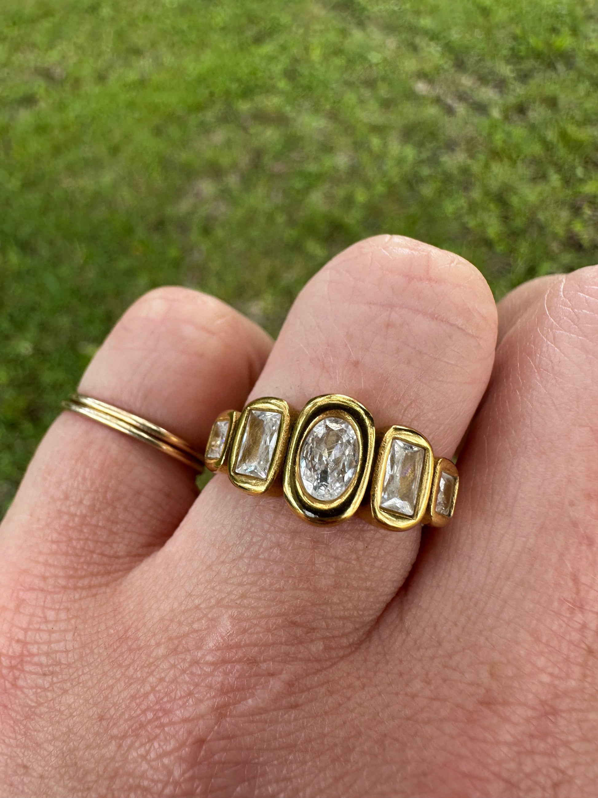 DRIP JEWELRY 5 Stone Ring