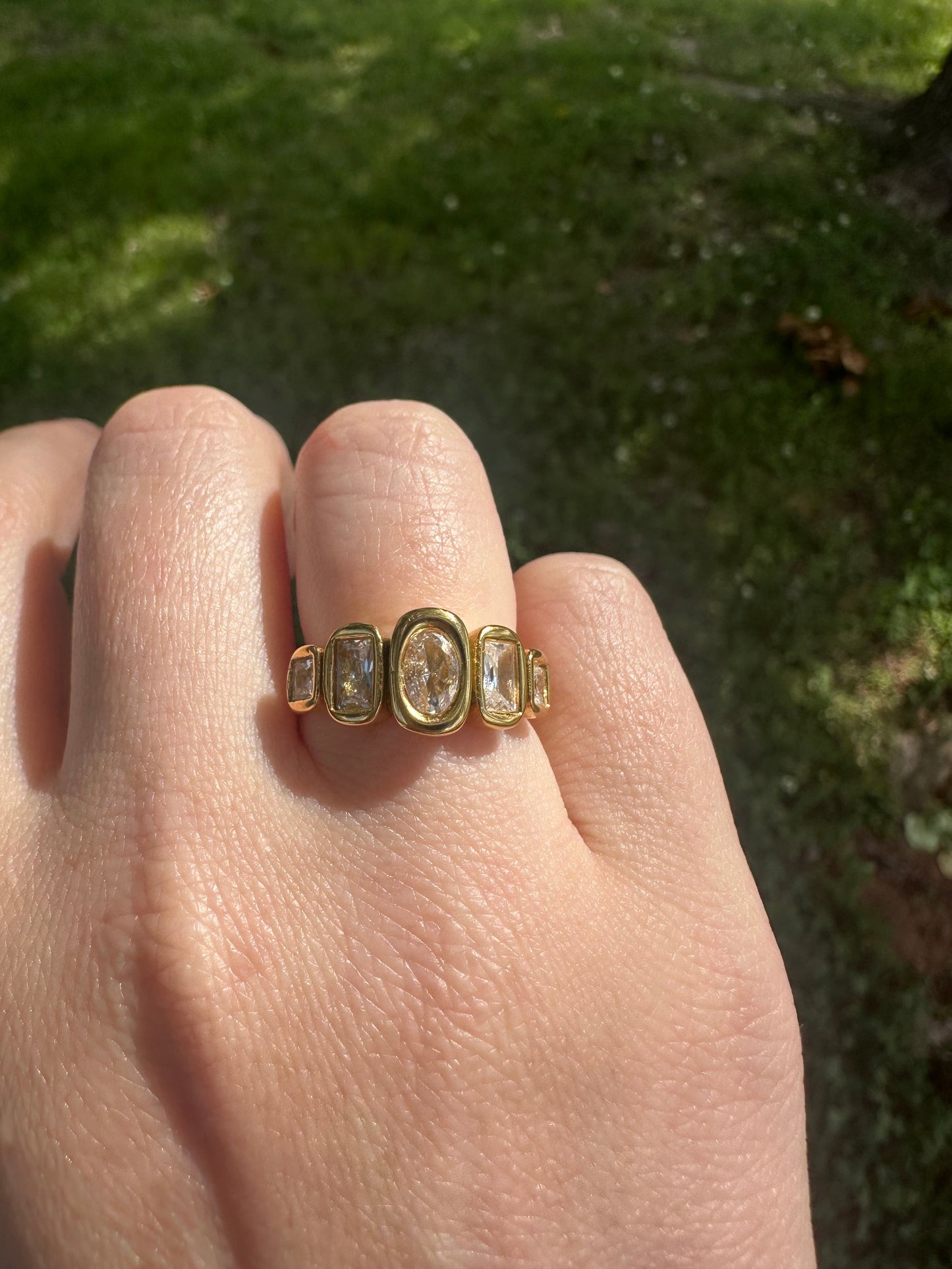 DRIP JEWELRY 5 Stone Ring