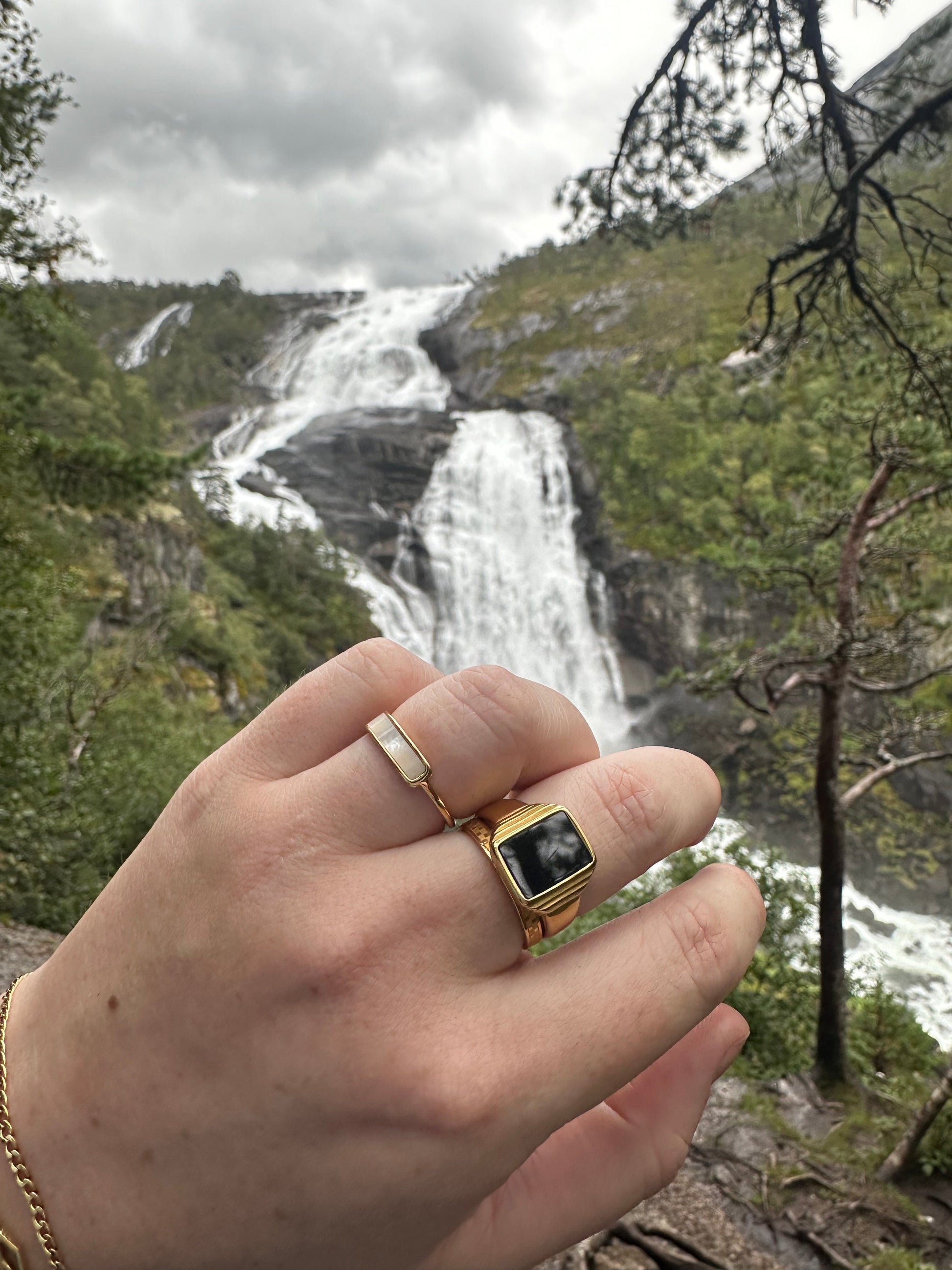 DRIP JEWELRY Black Vintage Power Ring