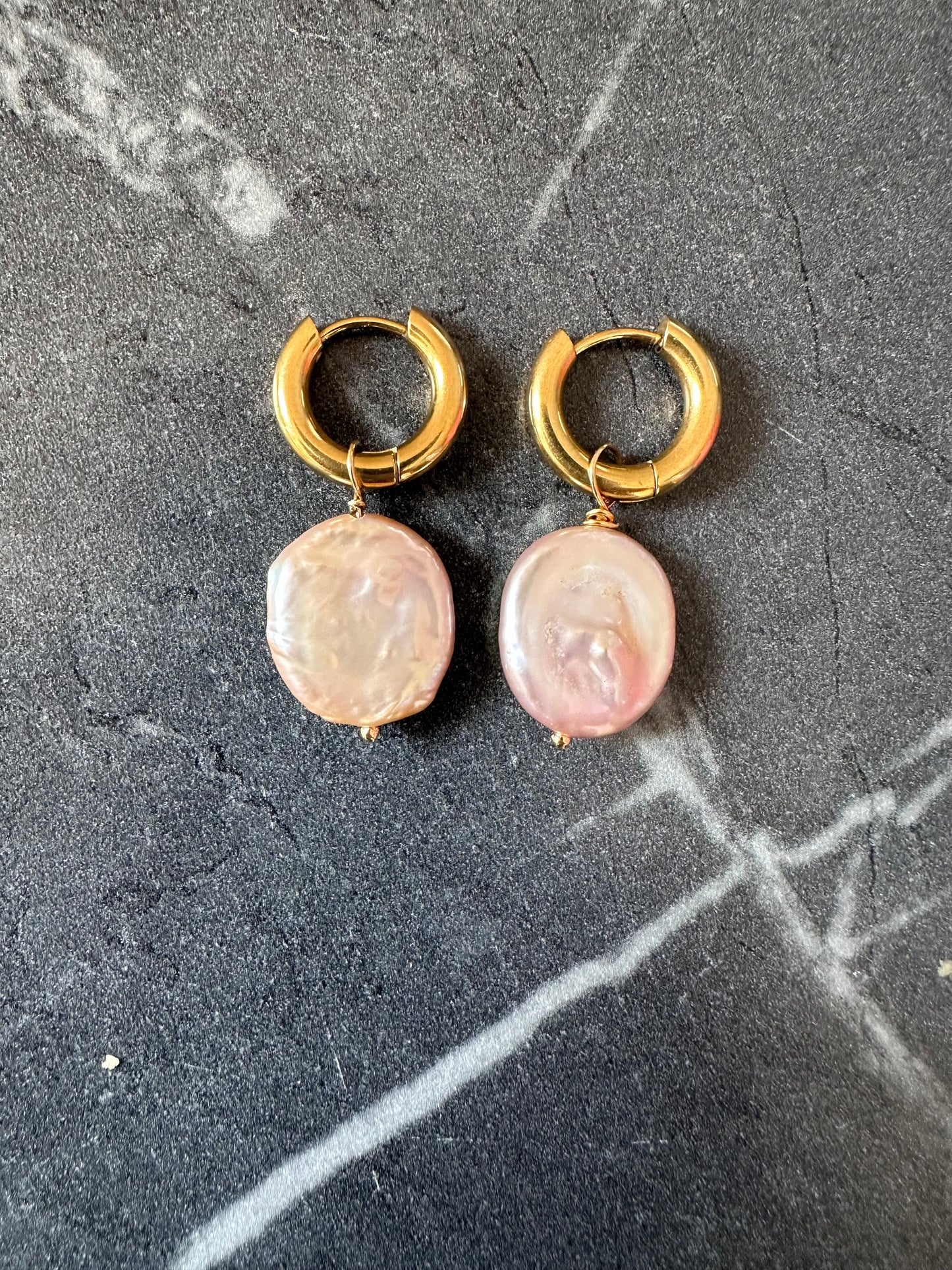 DRIP JEWELRY Circle Pearl or No Pearl Hoops