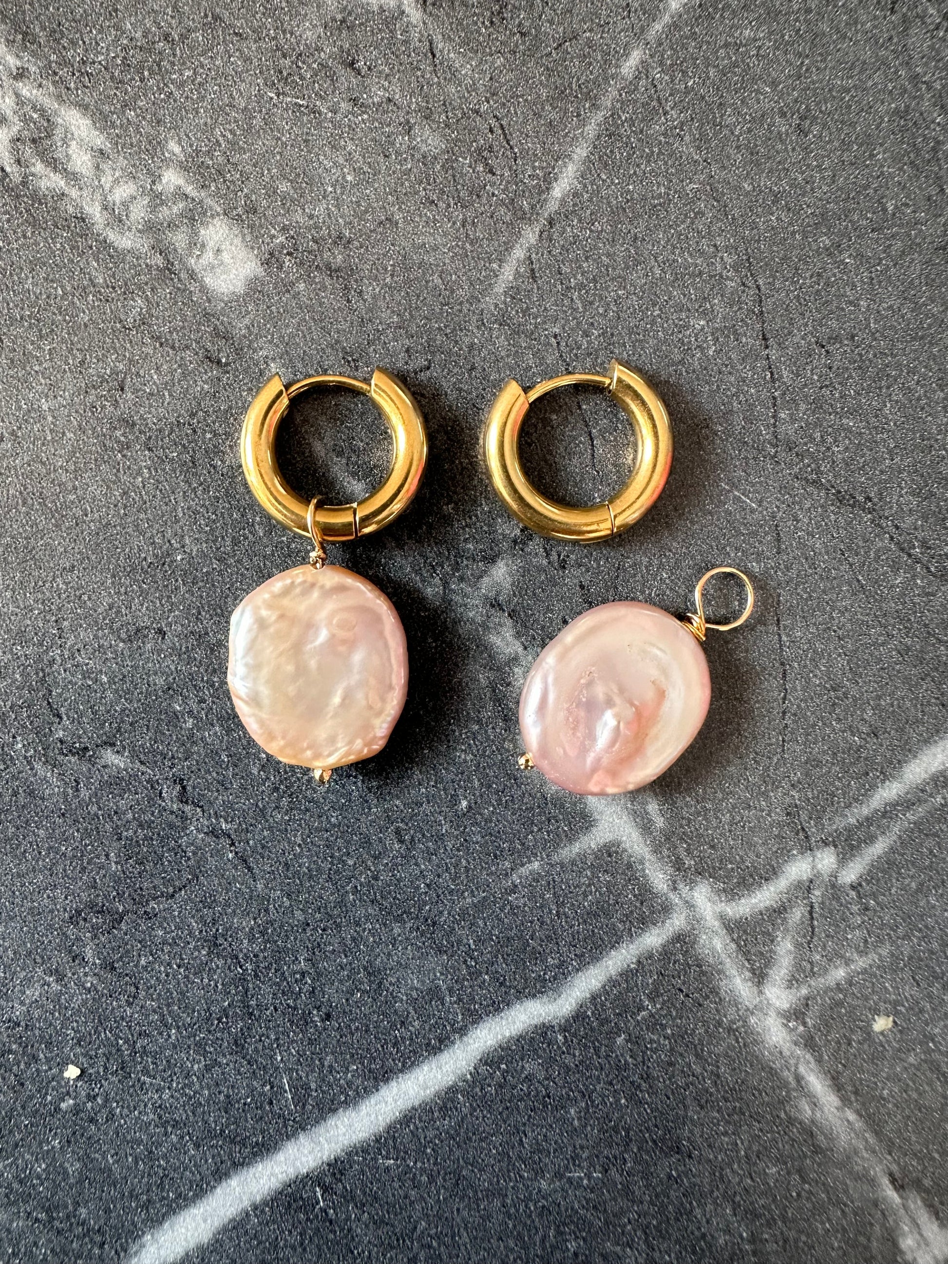 DRIP JEWELRY Circle Pearl or No Pearl Hoops