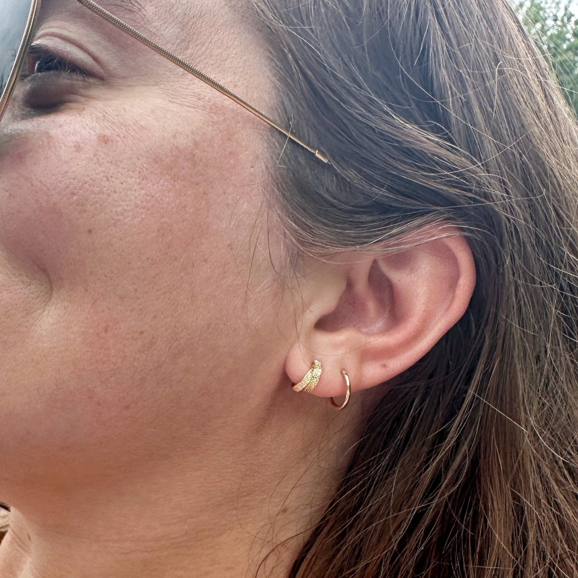 DRIP JEWELRY EARRINGS Criss Cross Mini Hoops