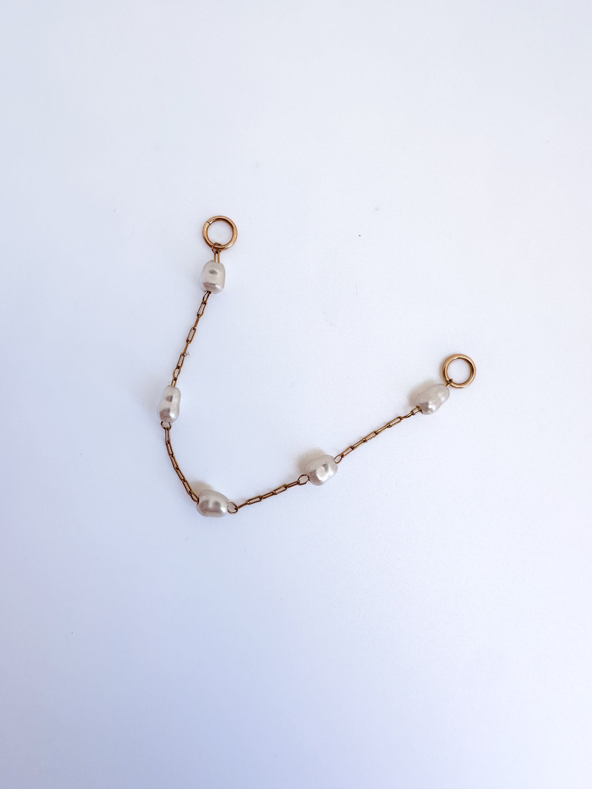 DRIP JEWELRY EARRINGS Pearl Ear Chain