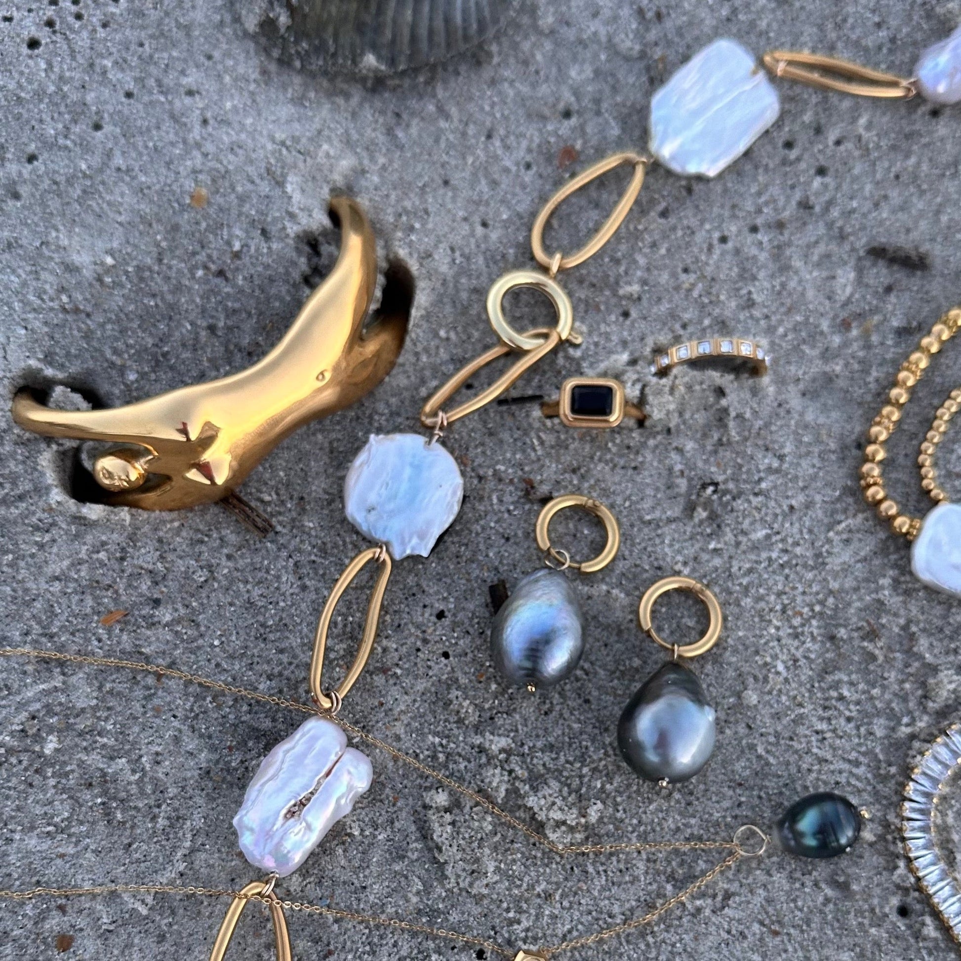 DRIP JEWELRY Earrings Tahitian Baroque Pearl Hoops (3 hoops included)