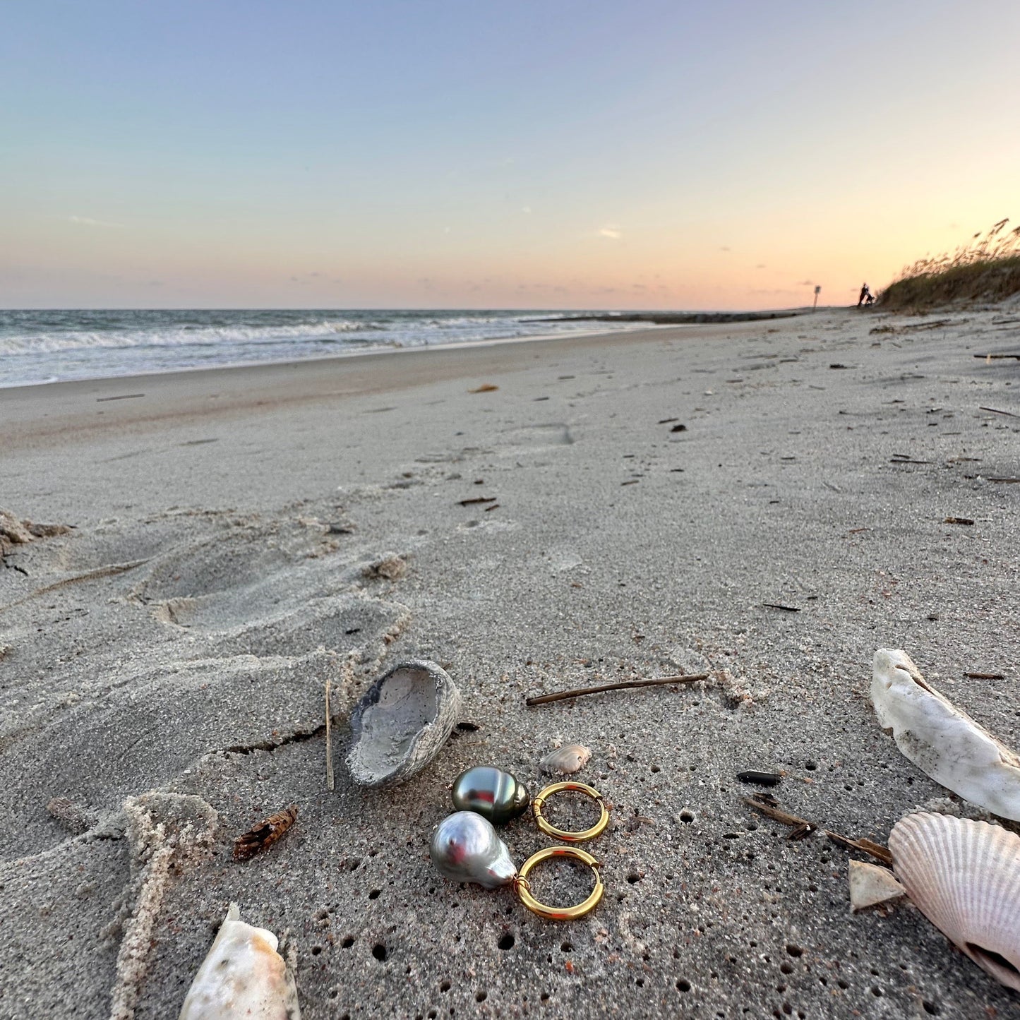 DRIP JEWELRY Earrings Tahitian Baroque Pearl Hoops (3 hoops included)