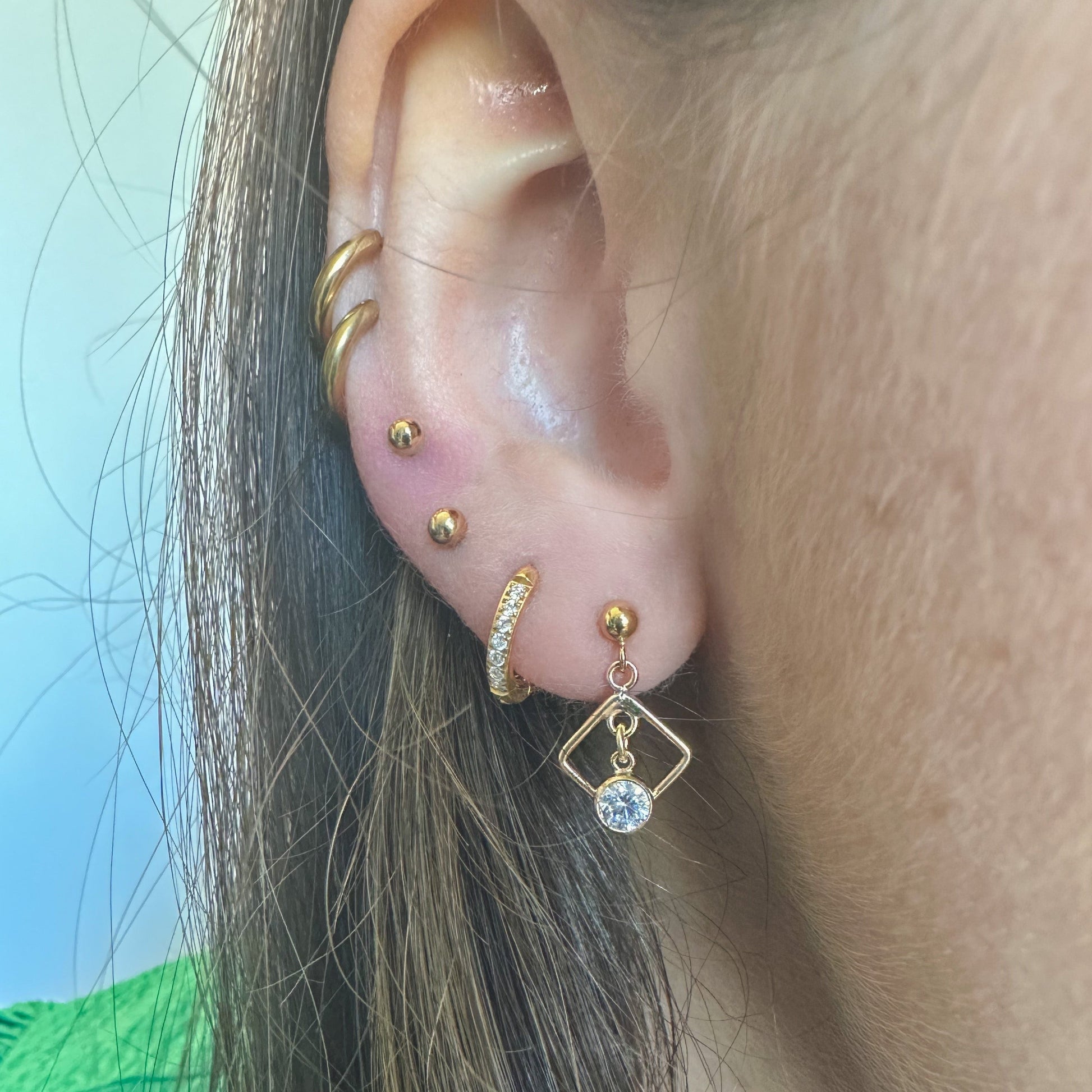 DRIP JEWELRY Earrings Tiny Diamond Drops