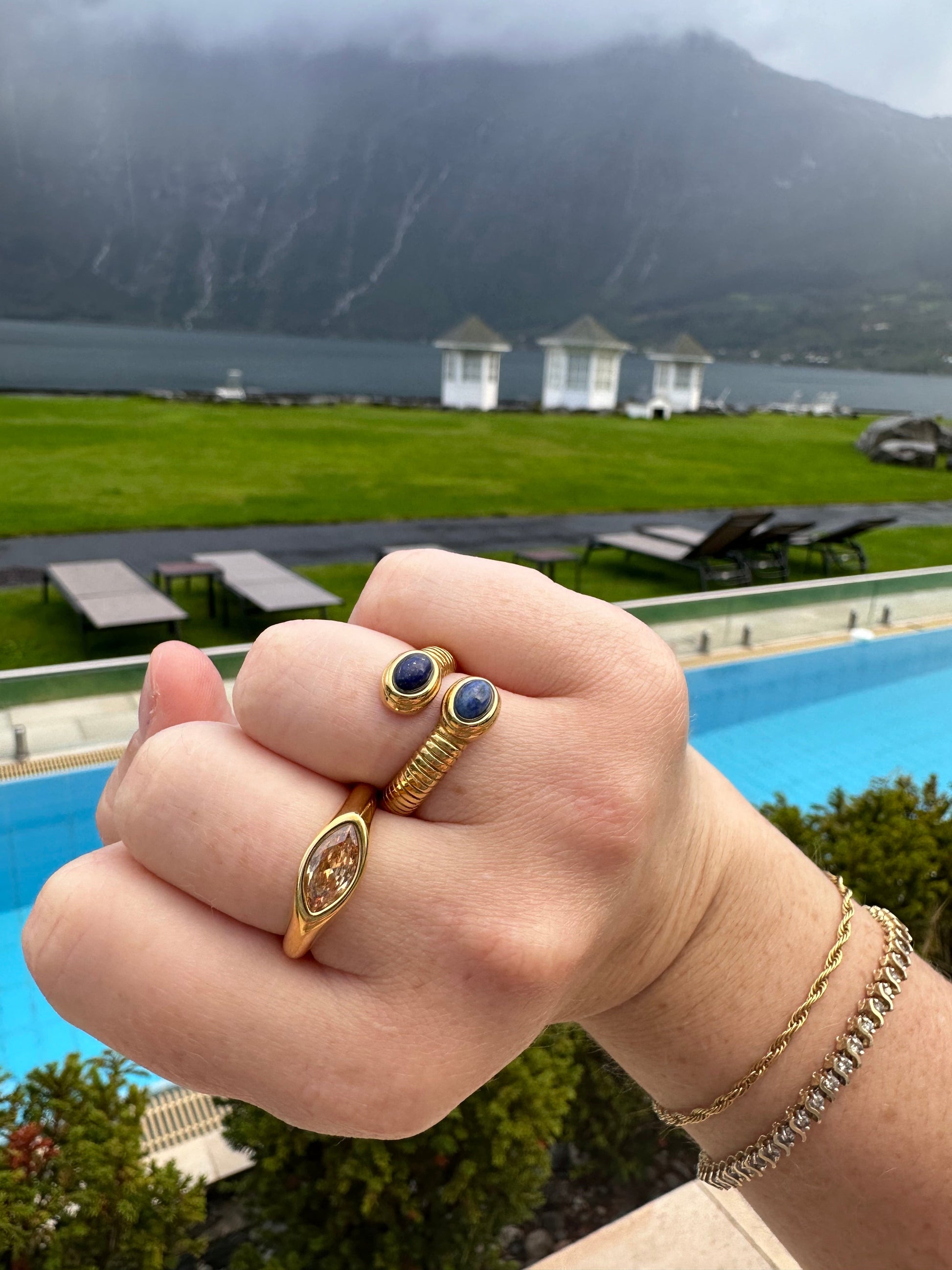 DRIP JEWELRY Lapis Spiral Ring