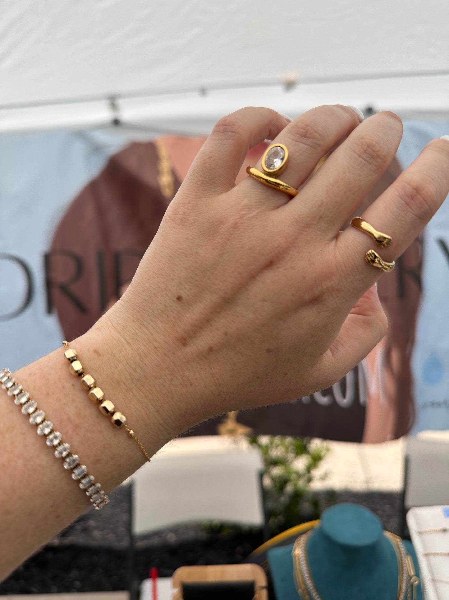 DRIP JEWELRY RINGS Hug Ring