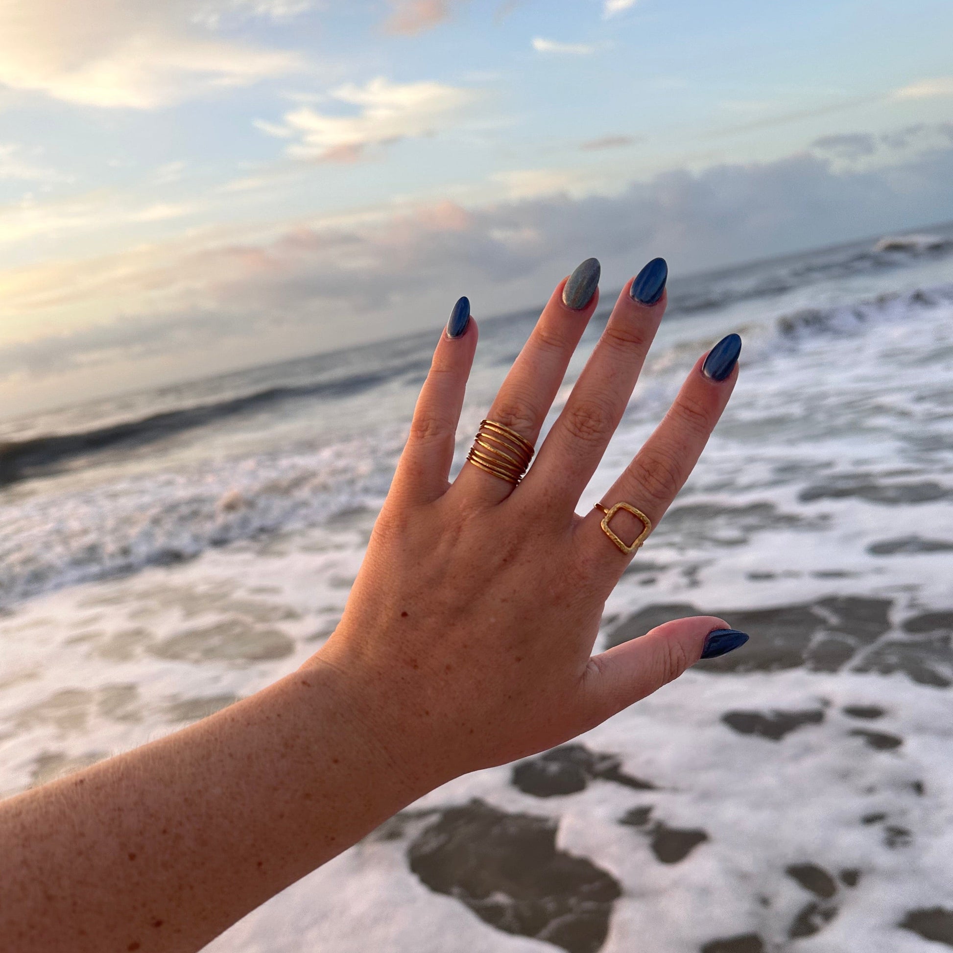 DRIP JEWELRY Rings Open Square Ring