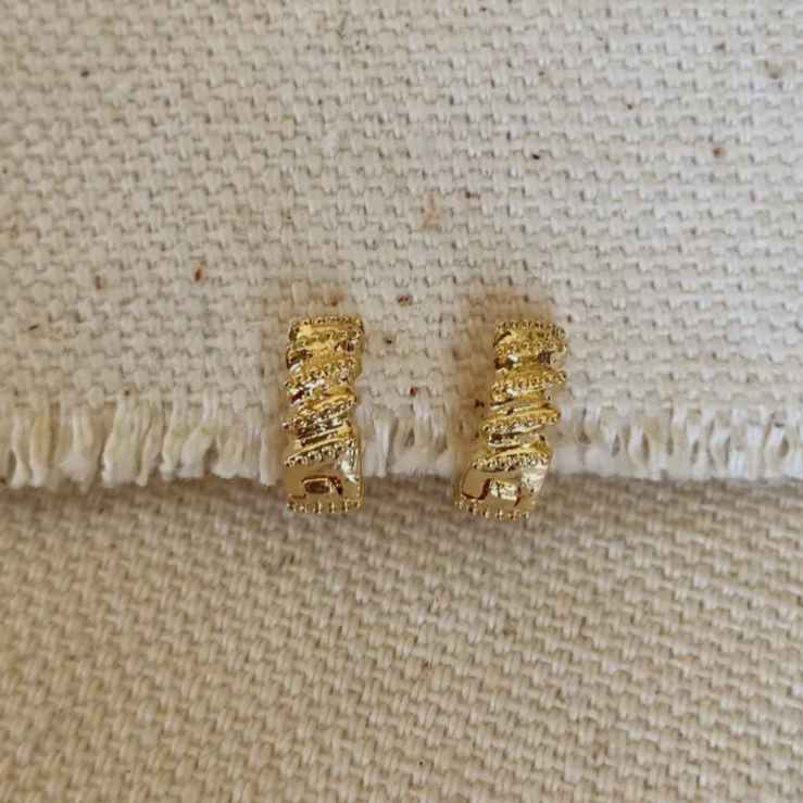 DRIP JEWELRY Specked Mini Huggie