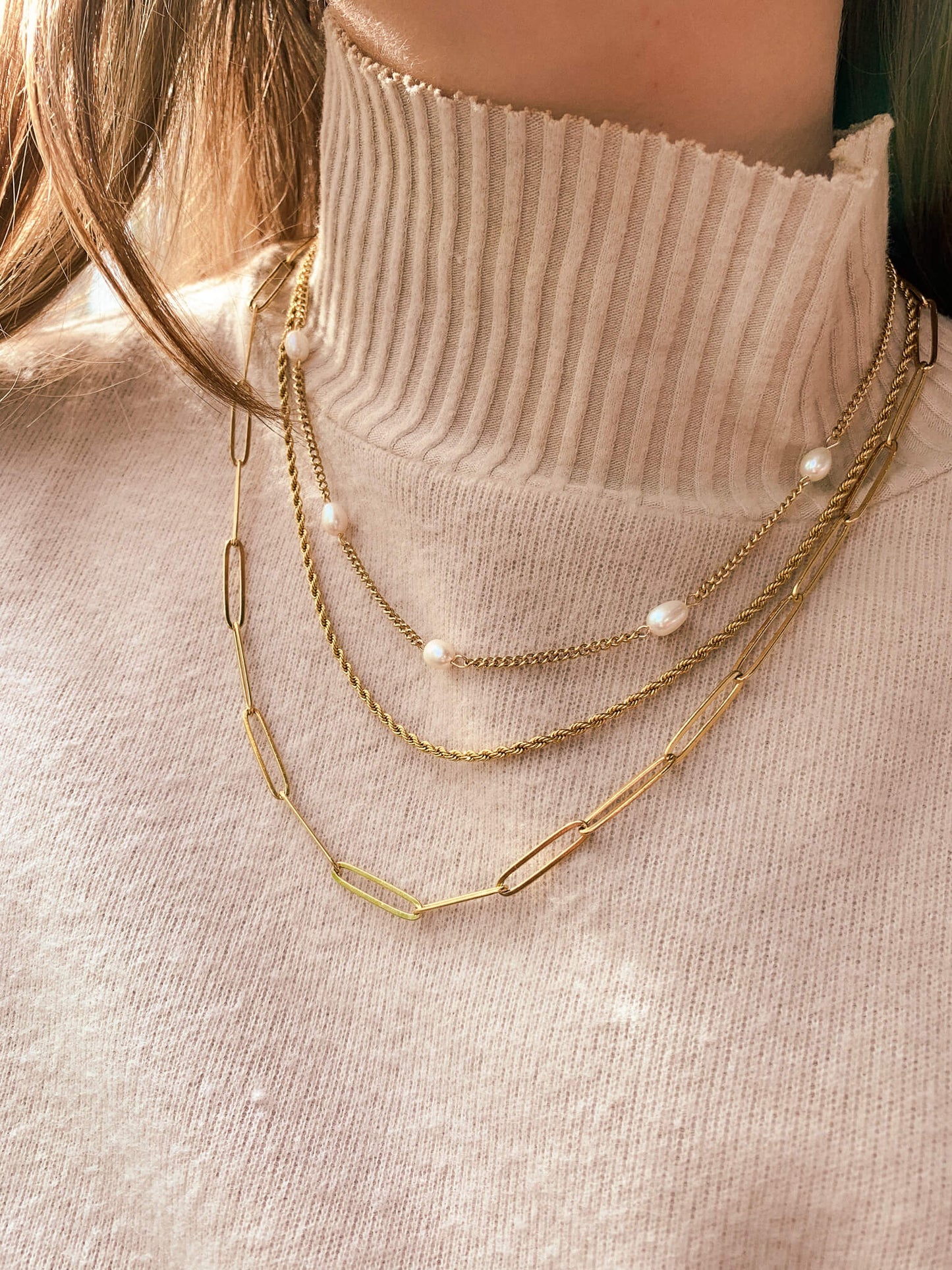 DRIP JEWELRY NECKLACES Curb Pearl Station Necklace